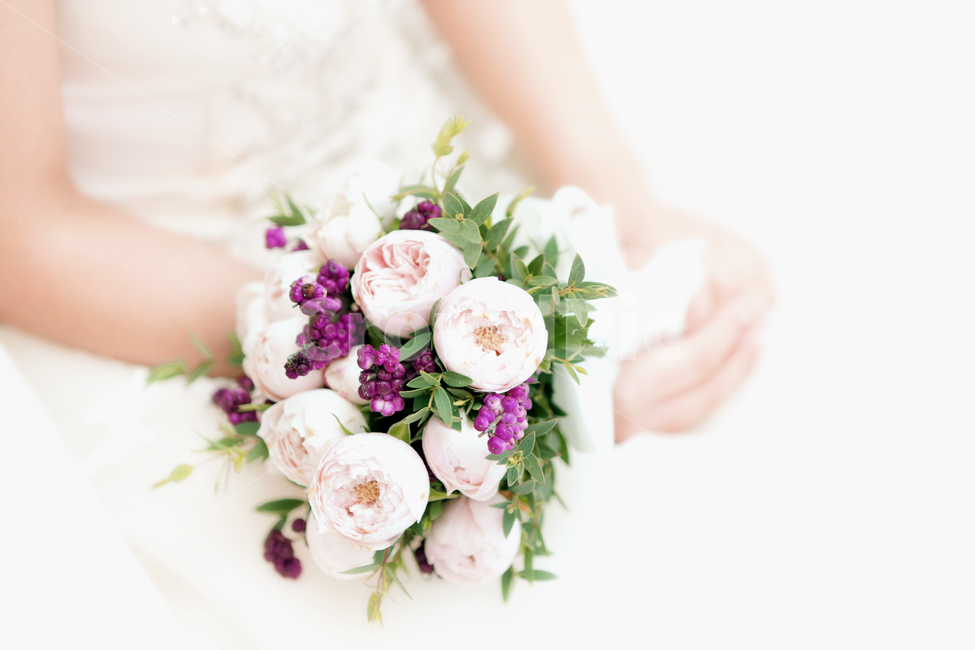 꽃부케,flowerbouquet,flowerarrangement,신부,웨딩,사람,인물,인간,human,person,여성,여자,woman,female,lady,결혼,혼례,웨딩,wedding,marriage,marry