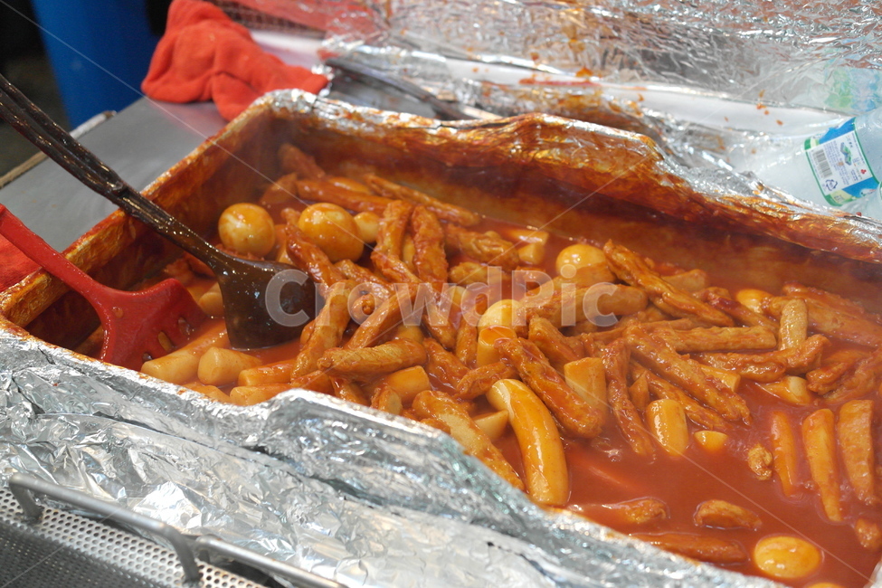 분식,떡볶이,빨강,시장,어묵,오뎅