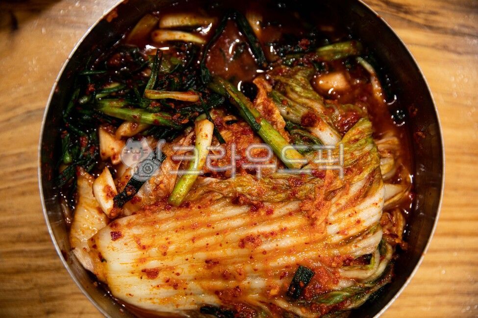배추,양념,빨간색,고춧가루,김치,한국전통음식,chinesecabbage,seasoning,red,redpepperpowder,kimchi,koreantraditionalfood