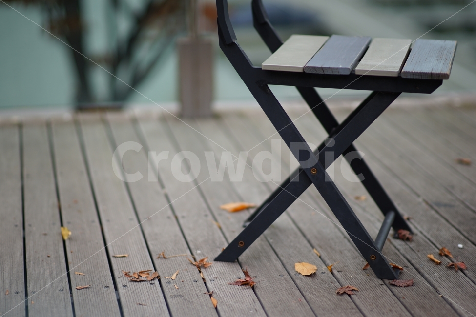 의자,가을,낙엽,쓸쓸함,외로움,chair,autumn,leaves,desolate,loneliness,사물,물건,오브젝트,thing,object,matter,가을,계절,fall,autumn,season,furniture,가구,wood,나무