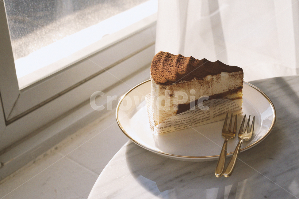 티라미수,케익,케이크,조각케익,디저트,카페,tiramisu,음식,식재료,요리,food,cook,meal,dishes,food reserves,빵,bread,디저트,간식,후식,dessert,snack,감성,sensible,feeling