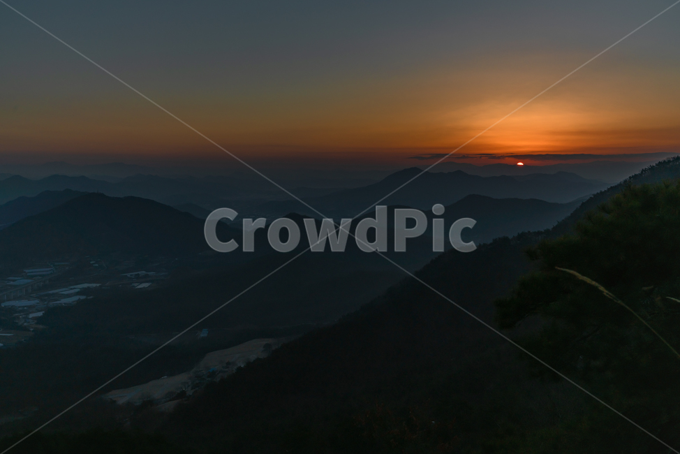 일출,명산,운해,장령산,태양,자연,풍경,nature,landscape,한국자연풍경,한국자연경관,korea nature landscape,outdoors,옥외,mountain,산,mountain range,산맥