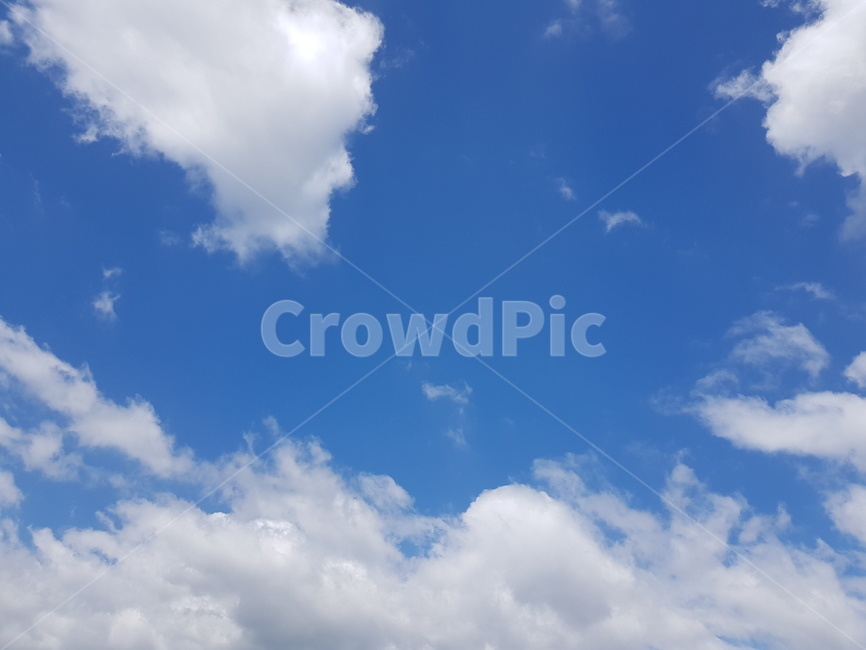 구름,하늘,파란하늘,뭉게구름,하얀구름,파란색,흰색,하얀색,cloud,sky,bluesky