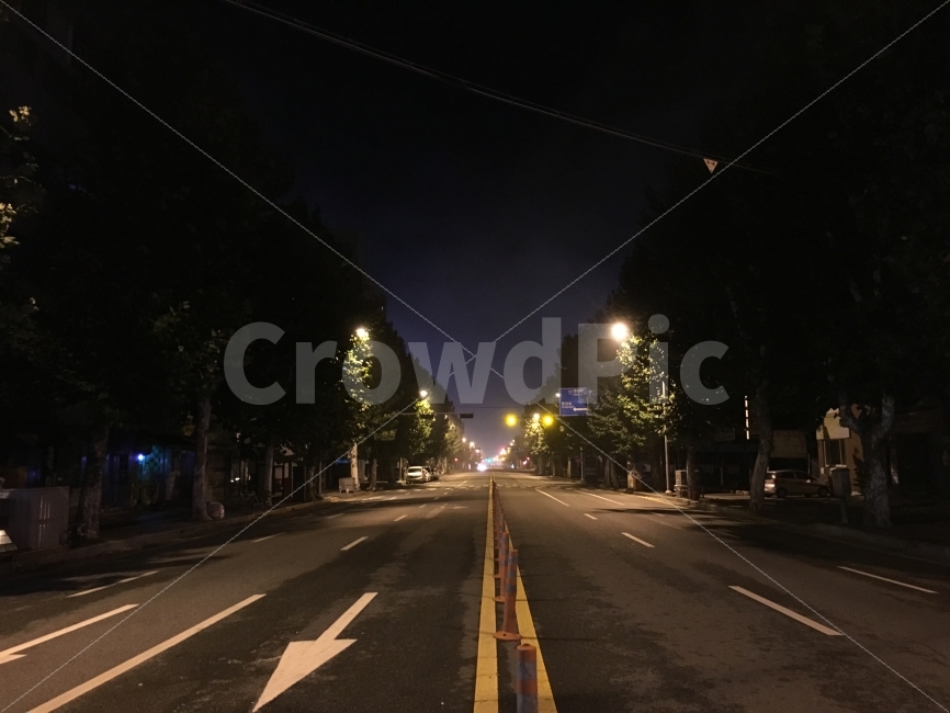 밤,새벽,야경,깜깜한,도로,차도,이차선,가로등,표지판,야경,밤,풍경,nightscape,night,landscape,도시,city,한국도시풍경,한국도시경관,korea cityscape,교통,교통수단,traffic,transportation,asphalt,아스팔트,road