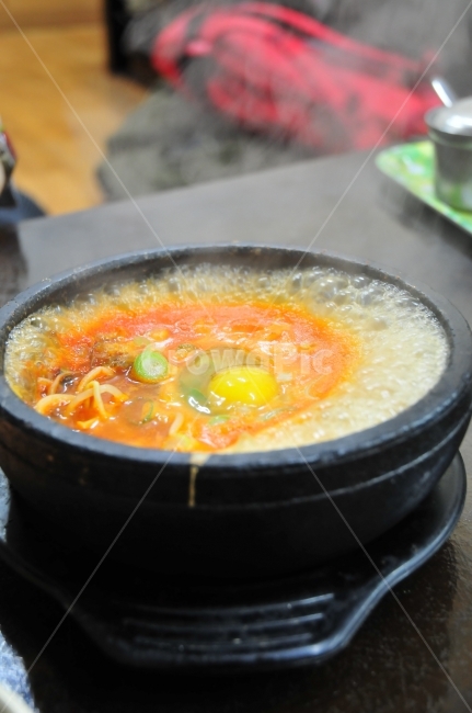 해장국,콩나물해장국,콩나물,국밥,해장음식,음식,식재료,요리,food,cook,meal,dishes,food reserves,곡류,곡식,cereals,한식,한국음식,한국요리,korean food,korean dishes,korean meal,korean cook