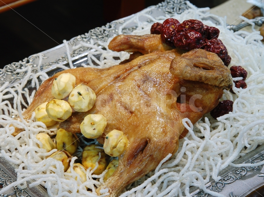 통닭,치킨,닭요리,닭고기,육류,음식,밤,대추,장식,고기,음식,식재료,요리,food,cook,meal,dishes,food reserves,육류,고기,meat