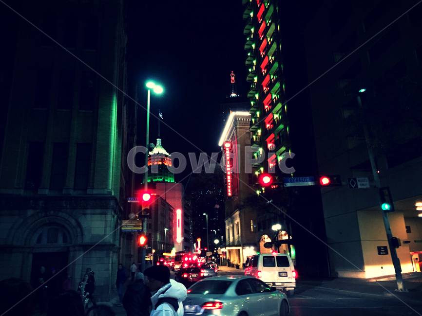 car,차,transportation,교통,vehicle,차량,automobile,자동차,building,건물,metropolis,중심지,urban,어반,town,도시,city,시티,downtown,도심,야경,nightview