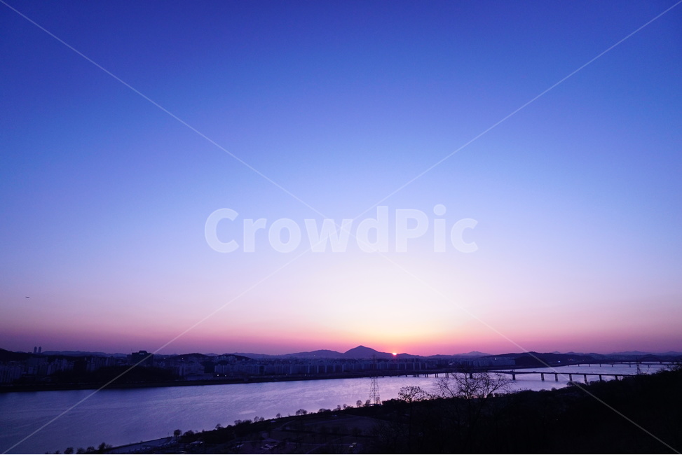 일몰,하늘,노을,석양,풍경,자연,풍경,nature,landscape,outdoors,옥외,sky,red sky,붉은 하늘,dusk,황혼,dawn,새벽,sunset