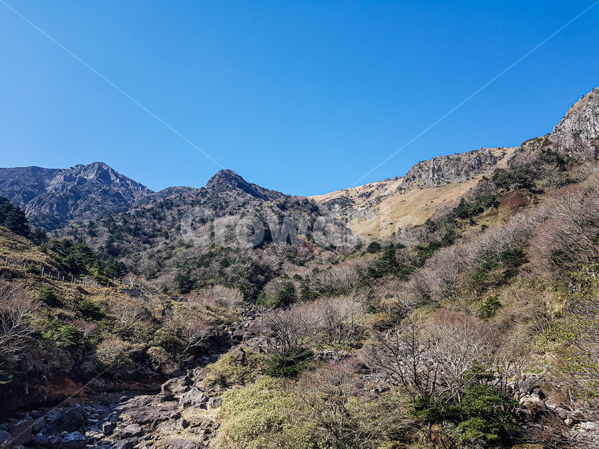자연,경치,풍경,제주,제주도,감성,맑음,봄,한라산,휴식,등산,힐링,산,바위,nature,jeju,emotion,landscape,scenery,hiking,spring,hallasan,rock,rest,healing,자연,풍경,nature,landscape,한국자연풍경,한국자연경관,korea nature landscape,outdoors,옥외,slope,경사,mountain,mountain range,산맥