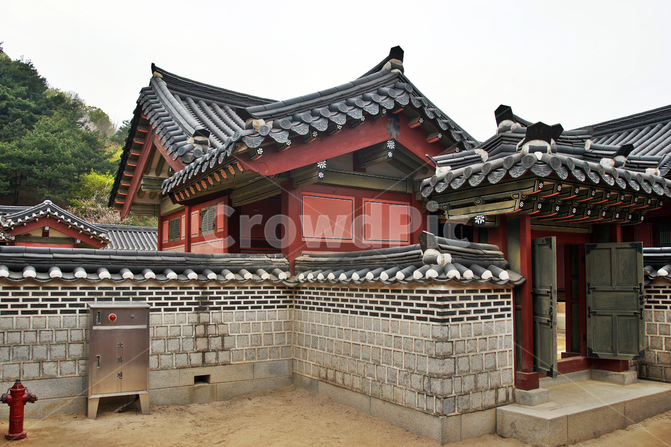 복내당,화성행궁,행궁,수원,정조,돌담,출입문,내아,기와,처마,한국전통,한국문화,korean traditional,korean culture,랜드마크,landmark,tourist attraction,한국랜드마크,한국관광지,한국명소,korea landmark,korea tourist attraction,건축물,건물외관,exterior,building,structure,architecture,construction