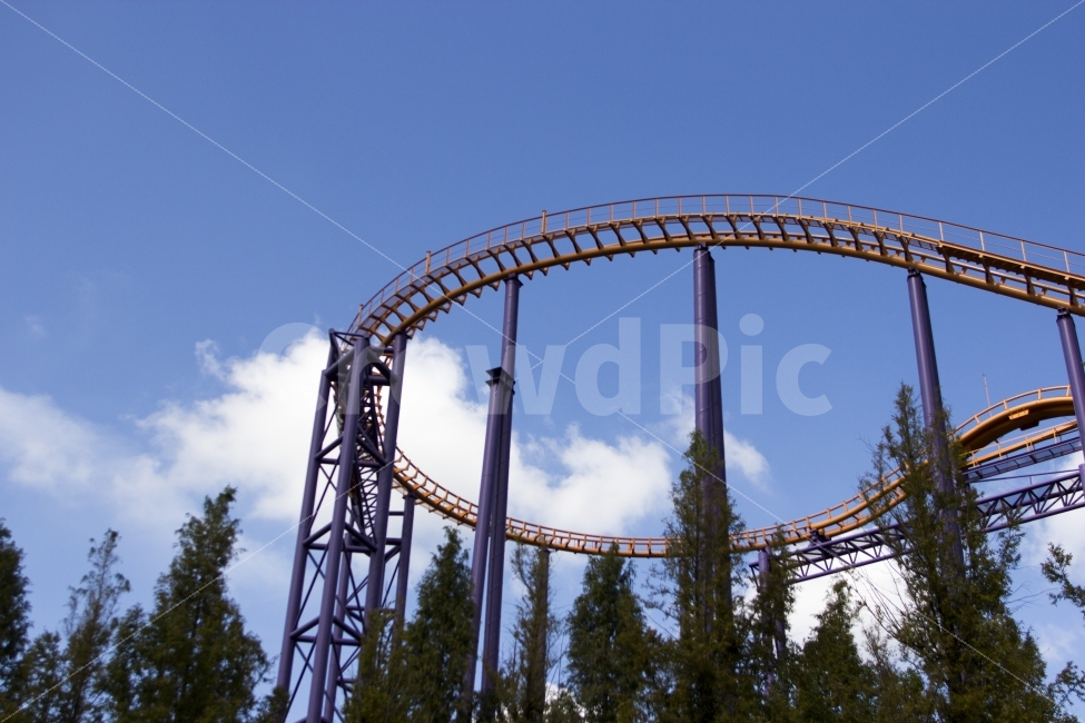 rollercoaster,speed,whirl,Arts,horizontal,Roller Coaster,park,Seoul Grand Park,fear,Horizontal composition,horror,excited,shock,twisted,spiral,excitement,people,upsidedown,picture,amusementpark,Rides,seoul,Amusement Park,light,Joy,Culture and Entertainmen