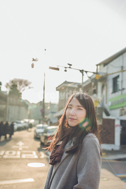 여자,girl,겨울,코트,거리,사람,인물,인간,human,person,여성,여자,woman,female,lady