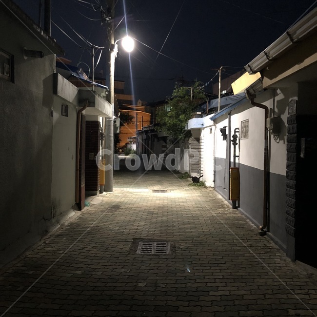 urban,어반,town,도시,road,도로,street,시티,walkway,건물,building,통로,판석,포장,sidewalk,flagstone,pavement,골목길,alley,city,거리,보도,path