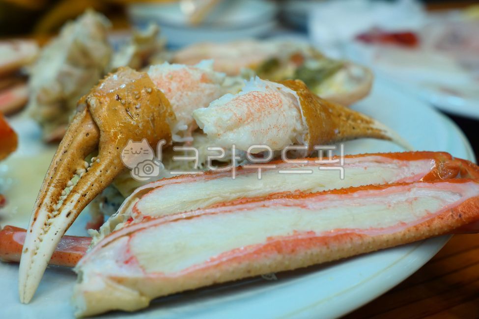 게,대게,대게찜,킹크랩,껍질,껍데기,찌다,찜,다리,수산물,해산물,해물,조리,식품,식사,요리,음식