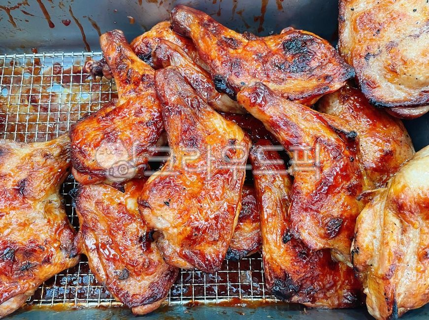 자메이카통닭다리,닭다리,자메이카통닭,닭구이,통닭,닭다리구이,치킨,자메이카,구이,닭요리,닭고기,닭,양념,바베큐,음식,요리,식사,식재료,먹거리,먹방,food,dish,cook,meal,bbq