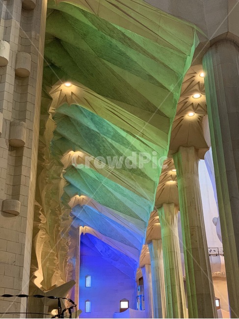 building,건물,architecture,건축물,church,성당