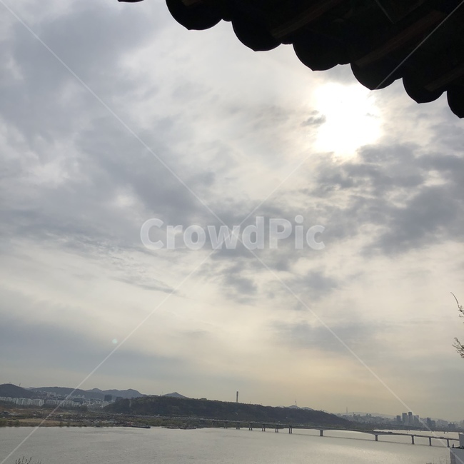 한강,하늘,처마,배경,먹구름,자연,풍경,nature,landscape