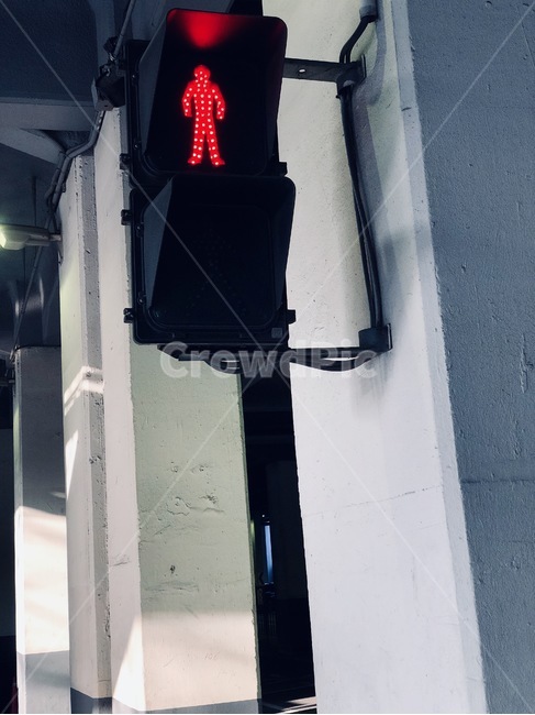 낙원상가,빛,햇빛,신호등,그림자,교통,교통수단,traffic,transportation