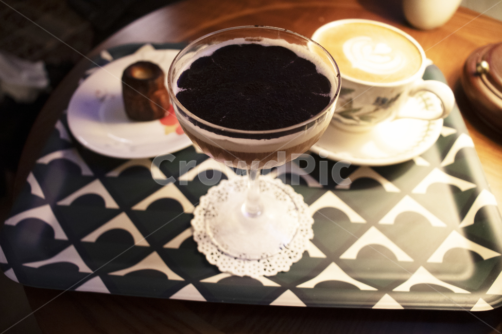 cup,컵,beverage,마실것,drink,음주,라떼,coffeecup,커피컵,빈티지,빈티지카페,카페,분위기,레트로,뉴트로,아메리카노,블랙커피,블랙