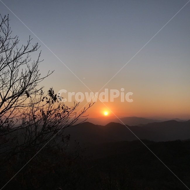 nature,자연,outdoors,옥외,sunset,일몰,dawn,새벽,dusk,땅거미,황혼,redsky,sunrise,붉은하늘,sky,하늘,일출