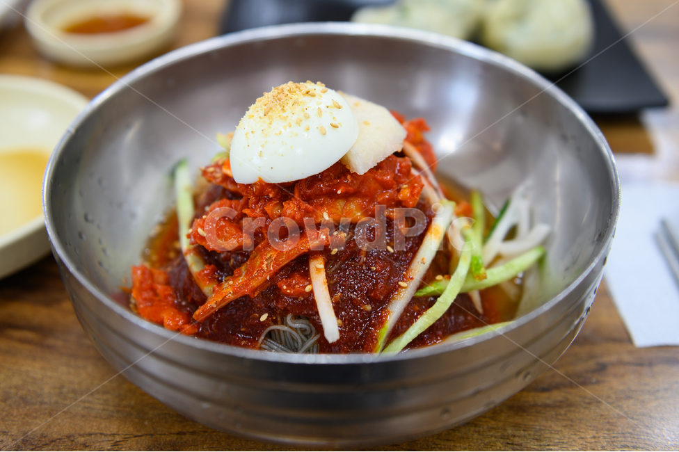 비빔냉면,음식,빨강,새콤,시원함,food,red,cool,여름,summer,sour