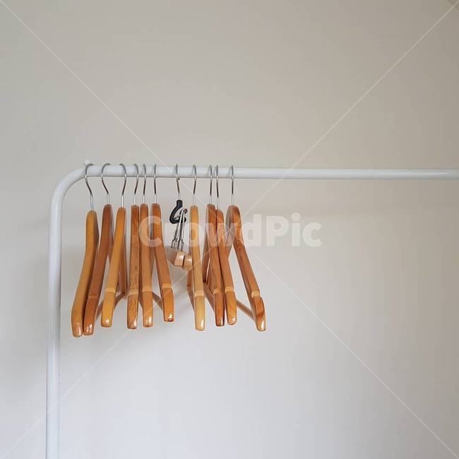 행거,옷걸이,심플,베이직,hanger,사물,물건,오브젝트,thing,object,matter