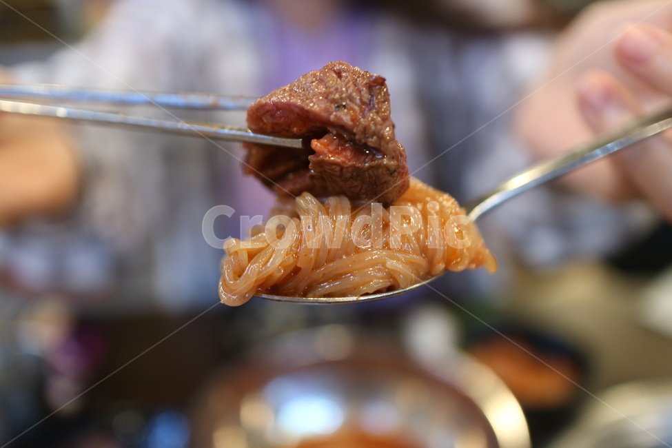 korea,koreafood,asian,육쌈냉면,고기,냉면,beef,naengmyeon,coldnoodles