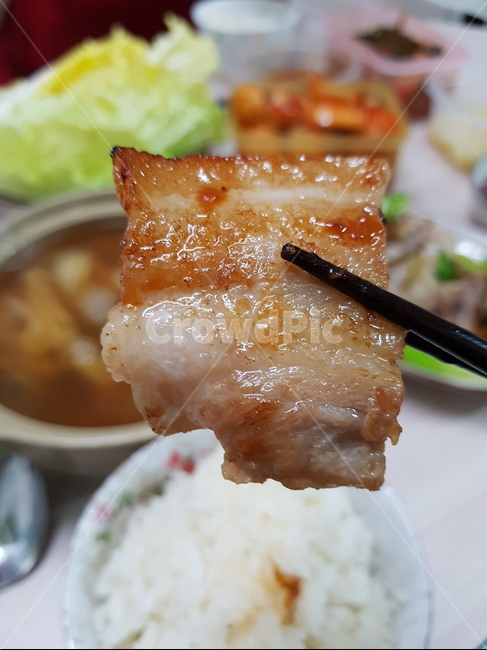 삼겹살,구운삽겹살,집밥,meat,bacon,porkbellyandrice,돼지고기,한식,koreanmeal,koreandishes,fock,구이,요리