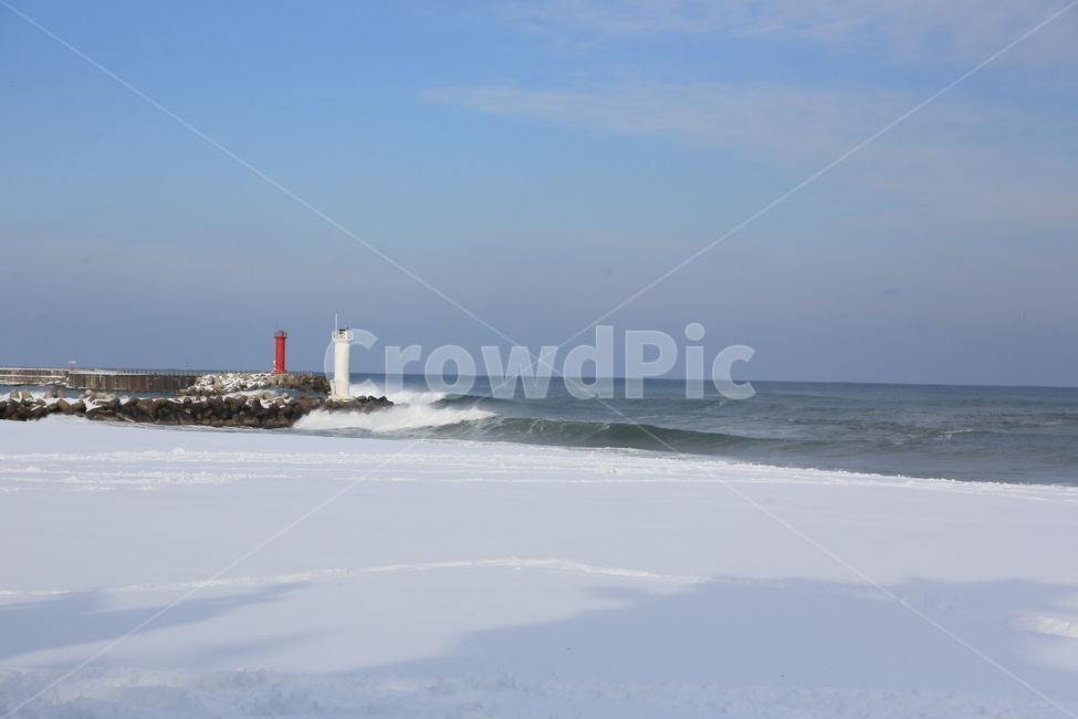 겨울등대,겨울바다,등대,눈,백사장,겨울,계절,winter,season,등대,lighthouse