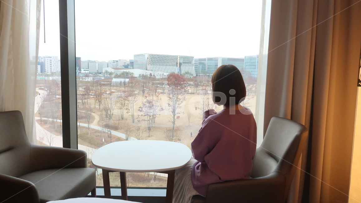 호텔,호캉스,서울,서울호텔,여행,국내여행,사람,인물,인간,human,person,여성,여자,woman,female,lady,여행,휴가,traveling,vacation,trip,인테리어,실내디자인,interior design