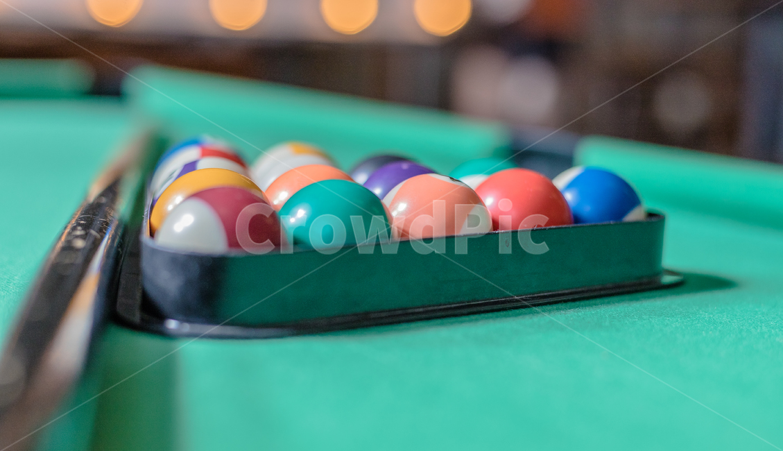 당구,나인볼,nineball,큐,공,당구공,당구장,사구,스포츠,실내스포츠,스포츠,레저,운동,sports,leisure,exercise,게임,오락,놀이,game,play,색깔,색상,색채,색감,color sense,color sensitivity,feeling of color,사물,물건,오브젝트,thing,object,matter