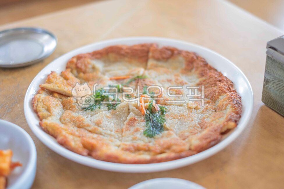 food,음식,감자전,그릇,접시,전,음식,식재료,요리,food,cook,meal,dishes,food reserves