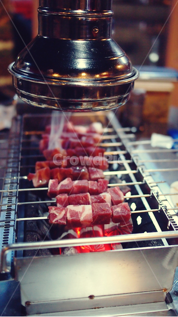 양꼬치,회식,술자리,고기,불판,연기,양고기,숯,음식,식재료,요리,food,cook,meal,dishes,food reserves,육류,고기,meat,중식,중국음식,중화요리,chinese food,chinese dishes,chinese meal,chinese cook