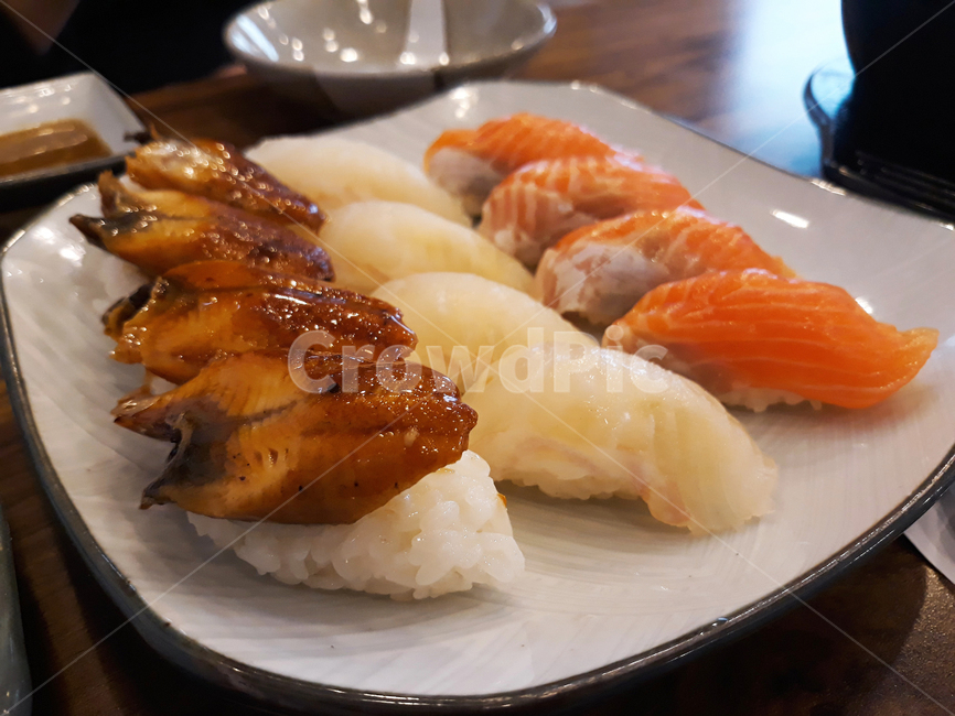 초밥,스시,일식,음식,sushi,japanese,사시미,회,일본,food,광어,연어,참치,음식,식재료,요리,food,cook,meal,dishes,food reserves,일식,일본음식,일본요리,Japanese food,Japanese dishes,Japanese meal,Japanese cook