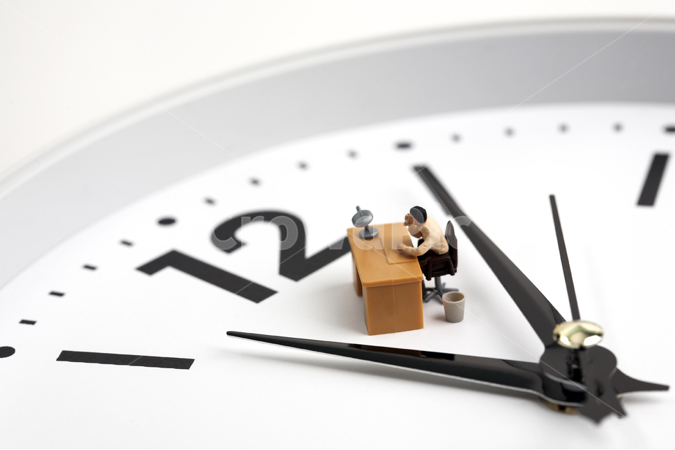 Nukki,Worklife balance,idea,concept,vigil,office job,rectal,52 hours a week,office,employee,number,white,hour,company,leave work,man,deadline,Wall clock,table,Office workers,Leave work early,swivel chair,strain,close up,trash can,business,Affairs,chair,wo