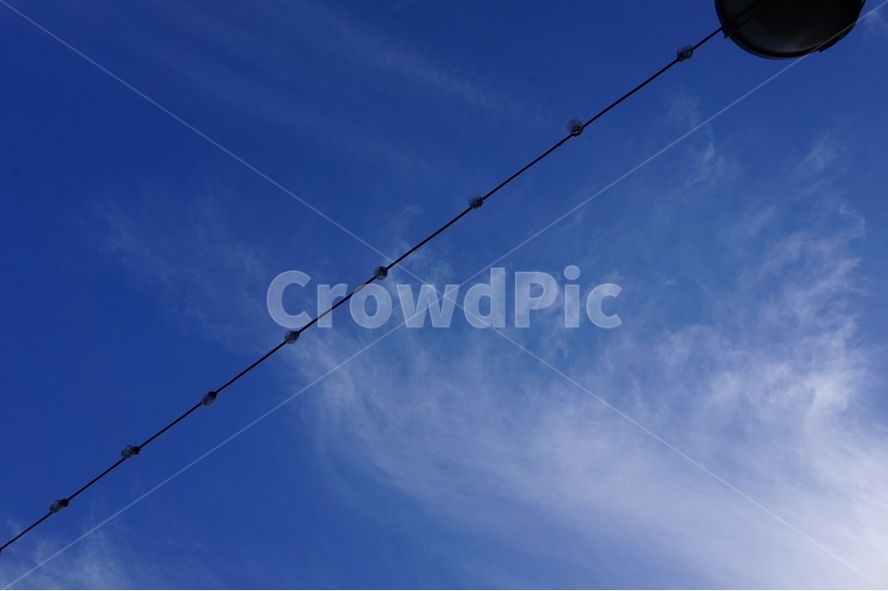 하늘,장식,데코,전구,구름,sky,여유,푸른,하얀,일상,휴식,쉼,맑은,자연,풍경,nature,landscape,outdoors,옥외