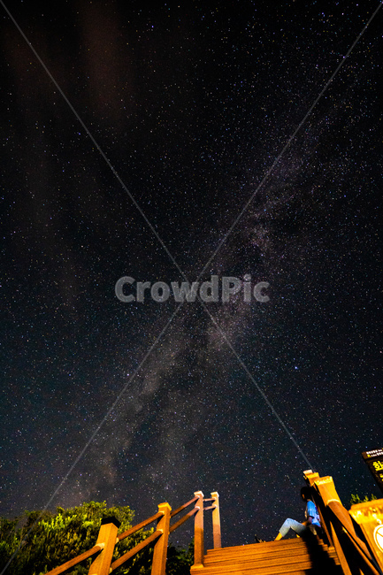 밤,하늘,별,은하수,야경,sky,milkyway,풍경,nightscape,야경,밤,풍경,nightscape,night,landscape,사람,인물,인간,human,person,여성,여자,woman,female,lady