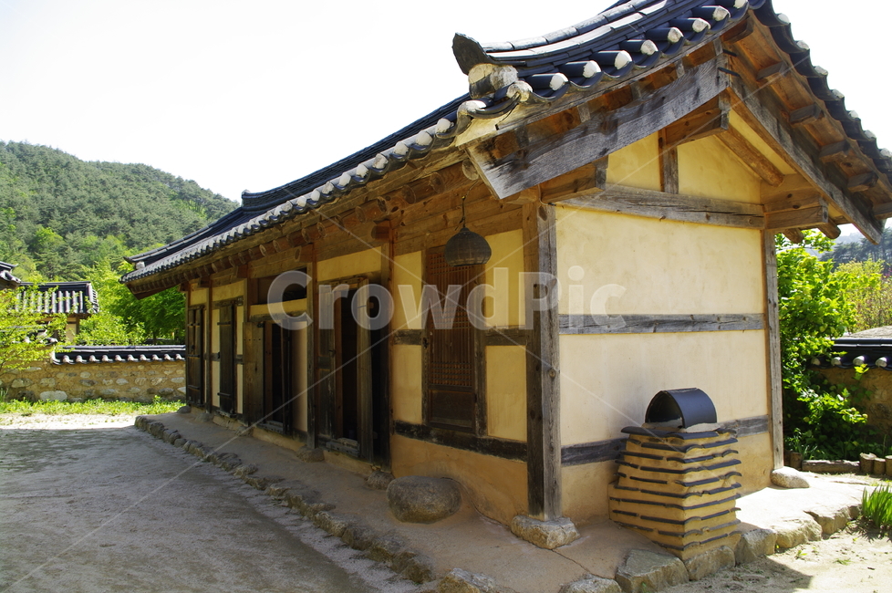 건축,전통건축,traditional,전통,기와지붕,담장,한국전통,한국문화,korean traditional,korean culture,건축물,건물외관,exterior,building,structure,architecture,construction