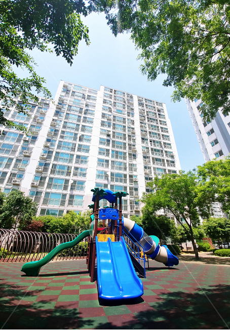 아파트,놀이터,미끄럼틀,아파트단지,놀이공간,놀이공원,놀이동산,놀이터,amusement park,playground