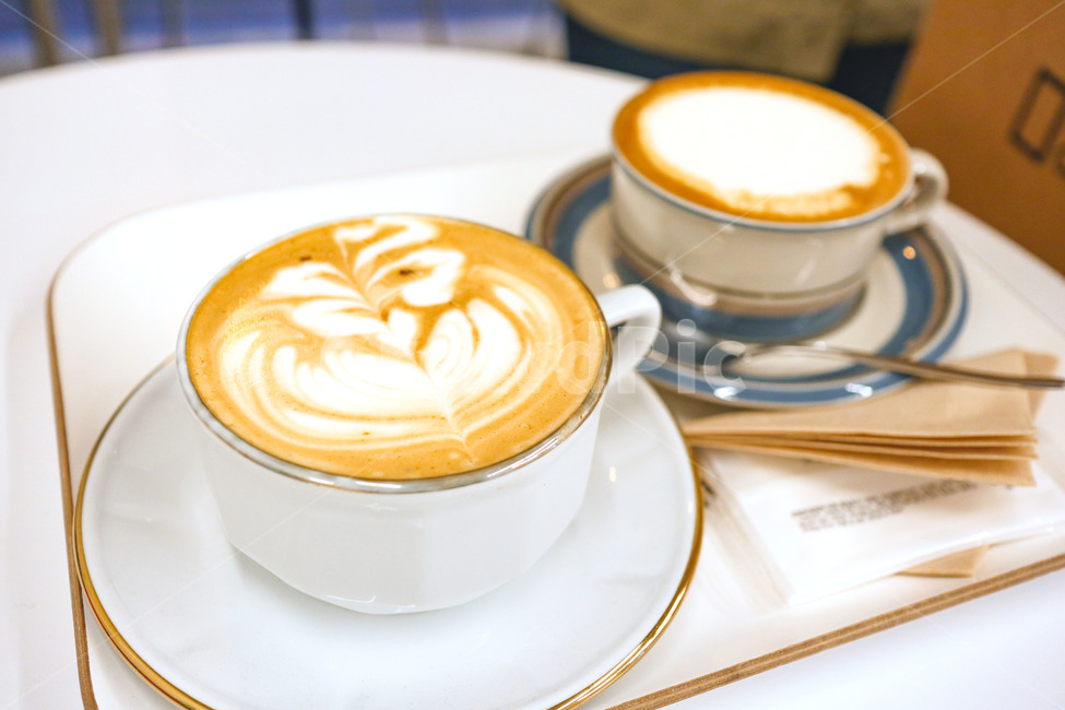 카페,디저트,커피,라떼,분위기,cafe,latte,americano,coffee,스콘,빵,초코칩,coffeelatte,cookies,bread,desert,dessert,후식,커피,카페,coffee,cafe