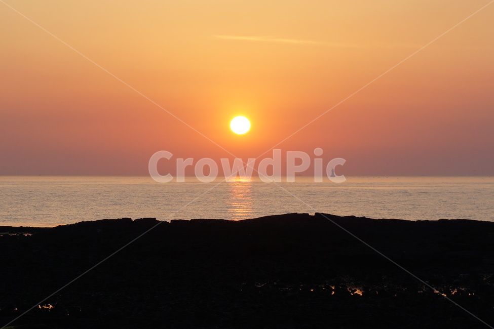 nature,자연,sunset,일몰,sunlight,햇빛,sky,하늘,redsky,붉은하늘,dusk,황혼,outdoors,옥외,바다,sea,석양,태양,sun