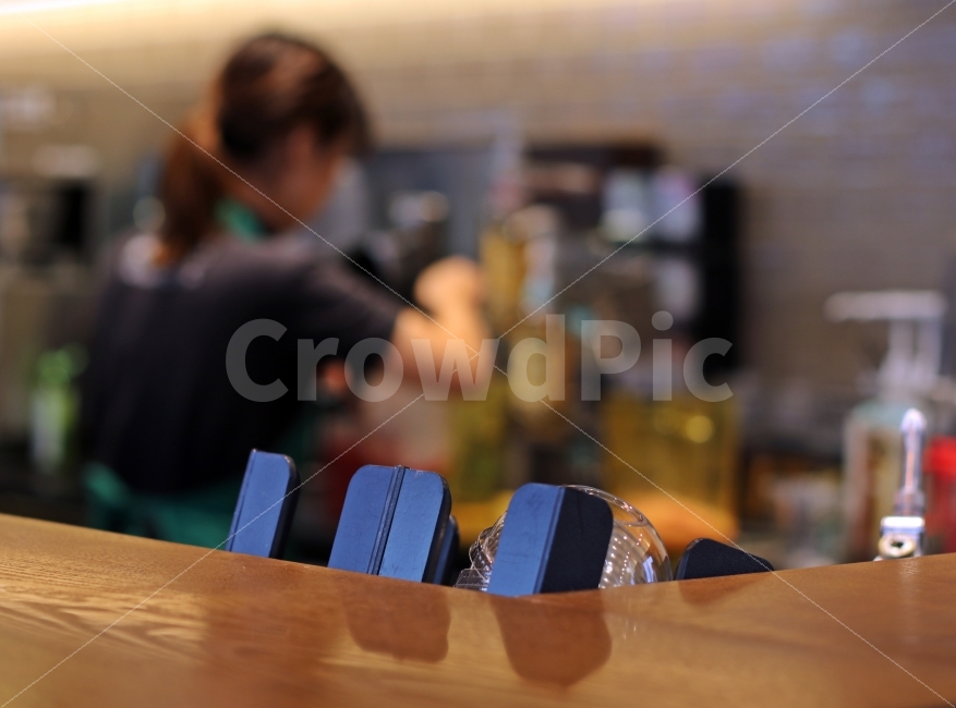 아르바이트,일하다,일,카페,커피숍,만들다,음료,여자,업무,사람,인물,인간,human,person,커피,카페,coffee,cafe