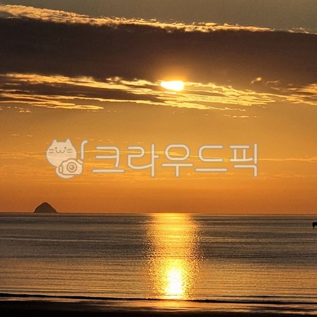 바다풍경,바다,하늘,하늘풍경,구름,구름풍경,바다노을,바다석양,바다일몰,바다전경,해변일몰,해변노을,해변석양,실루엣,해변,해안선풍경,노을풍경,석양풍경,일몰풍경