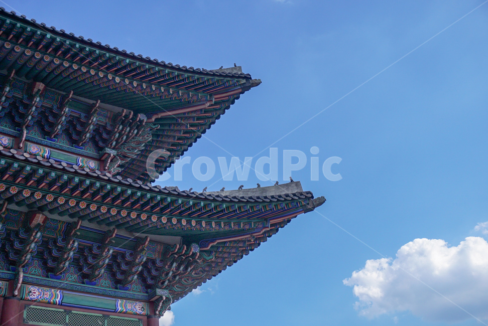 경복궁,하늘,고궁,풍경,구름,십이지신,한국전통,한국문화,korean traditional,korean culture,건축물,건물외관,exterior,building,structure,architecture,construction