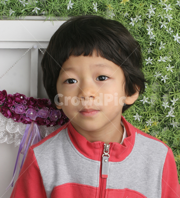 얼굴표정,남자아이,어린아이,미소,웃음,응시,관심,스마일,얼굴,사람,인물,인간,어린이,감정표현,수줍음,기분,kid,smile,human,boy,person,facial,expression,child,children,feeling,face,emotion,사람,인물,인간,human,person,얼굴표정,facial expression,face,어린이,어린아이,child,children,kid,감정표현,기분,feeling,emotion
