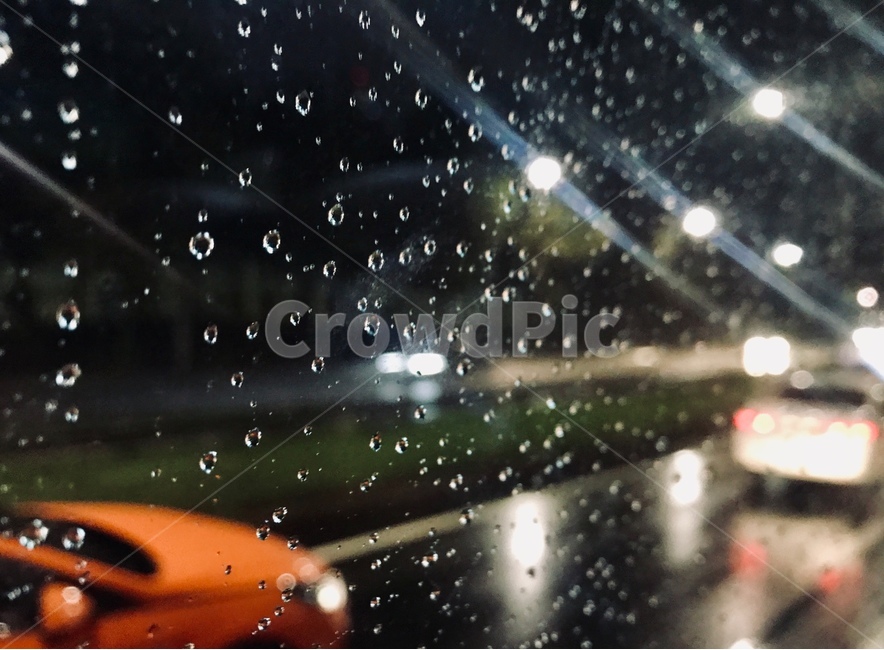 빗방울,도로,가로등,물방울,밤,조명,창문,자동차,물,비,흐림,rain,water