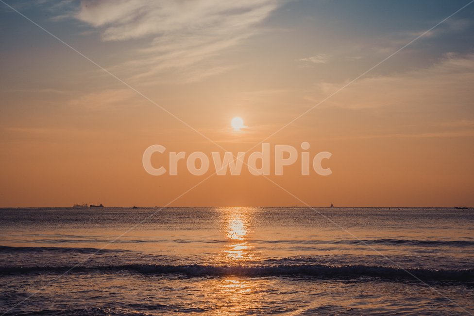 water,물,일출,여명,바다,sea,sunrise,sun,sky,ocean,파도,wave,구름,cloud,nature,자연,해변,노을