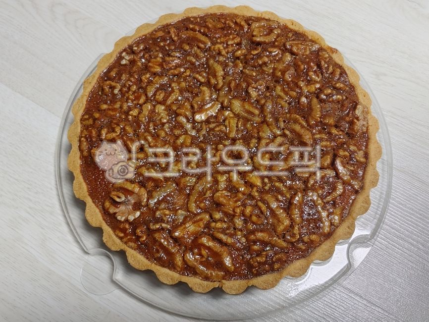 birthday,bakery,Walnut Tart,snack,Walnut powder,Anniversary,food,congrats,walnut,home baking,dessert,tart,Walnut Pie,whole cake,walnutpie