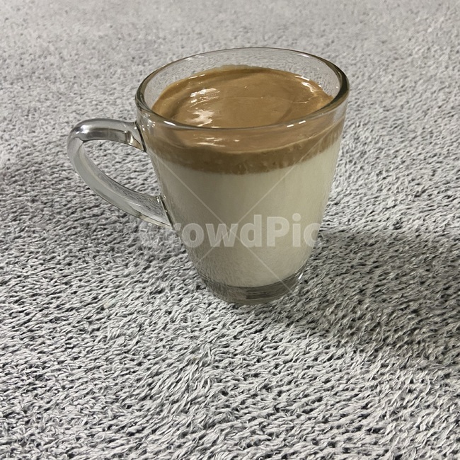 milk,우유,drink,음주,beverage,마실것,달고나,라떼,달고나라떼,띠기,달고나커피