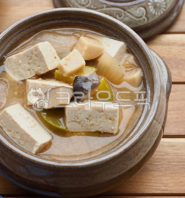 wellnessfood,asianfood,Drop out,sidedish,koreanculture,side dish,wellbeing,Korean food,Wellbeing food,Asian food,cooking,traditionalfood,koreanfood,soybeanpastestew,Korean culture,soy bean paste soup,food,meal,misosoup,background,traditional food,tofu,pho